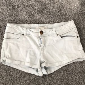 LIFE IN PROGRESS JEAN SHORTS